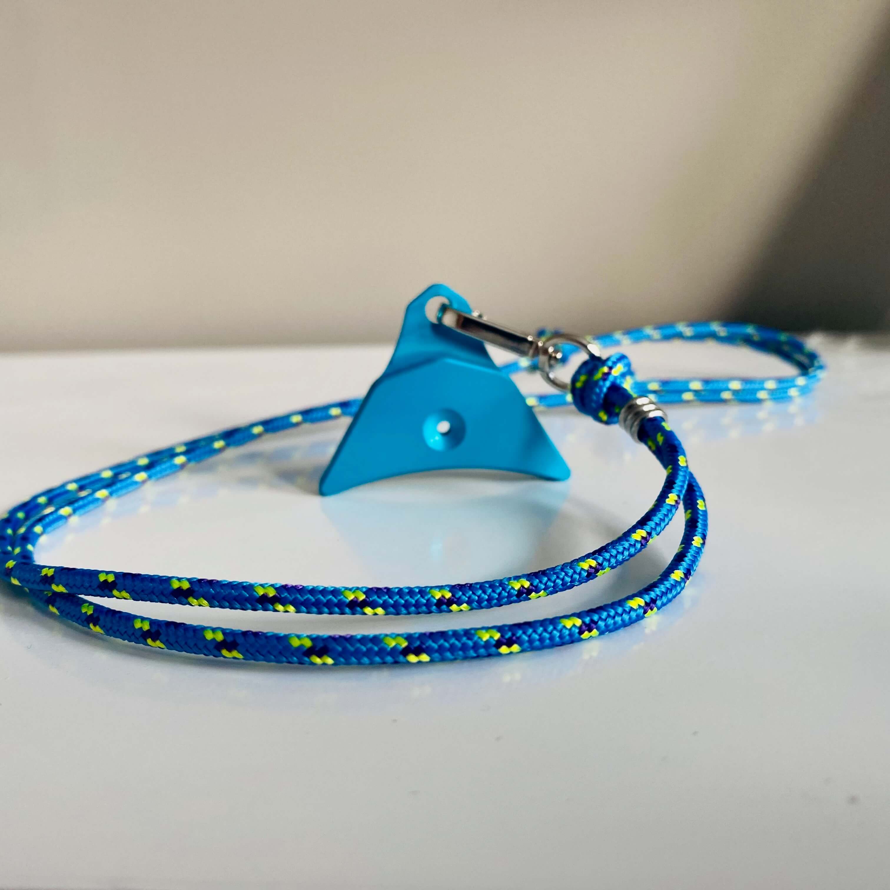 Adjustable blue sailing rope lanyard